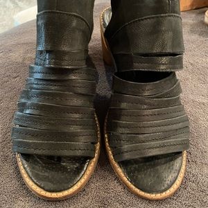 Kelsi Dagger Silver vintage collection Black sandal 8